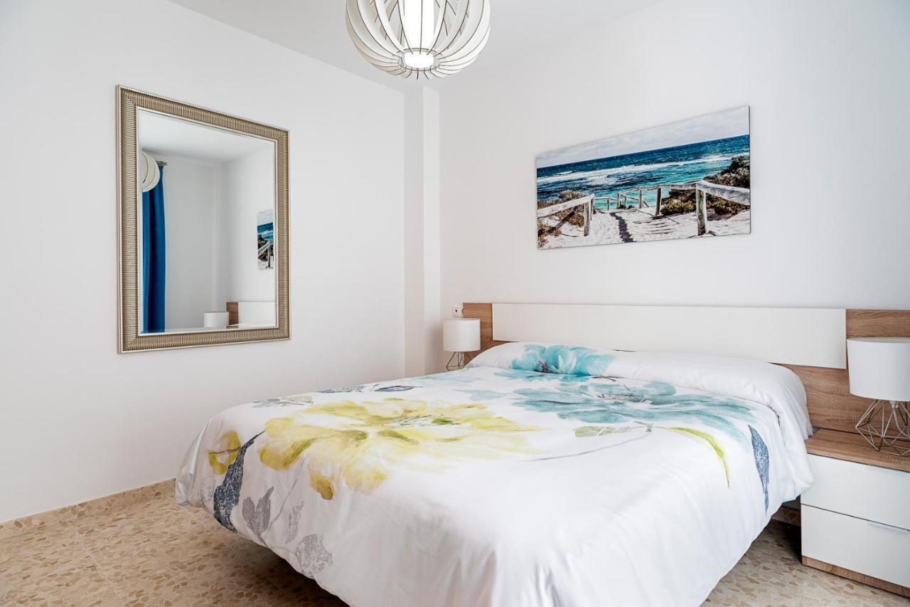 Piso Luminoso Y Muy Tranquilo Apartment โกนิล เด ลาฟรอนเตรา ภายนอก รูปภาพ