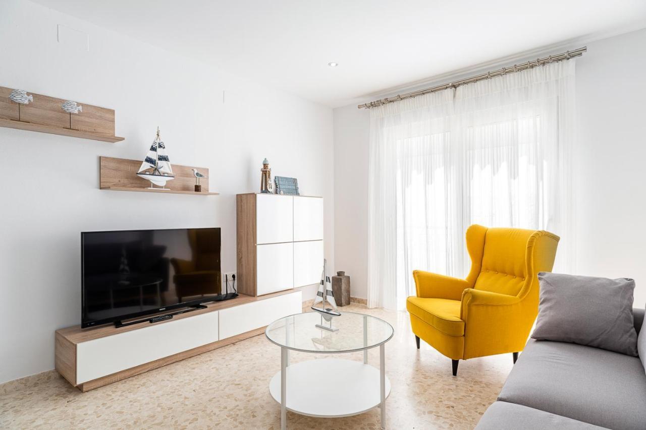 Piso Luminoso Y Muy Tranquilo Apartment โกนิล เด ลาฟรอนเตรา ภายนอก รูปภาพ